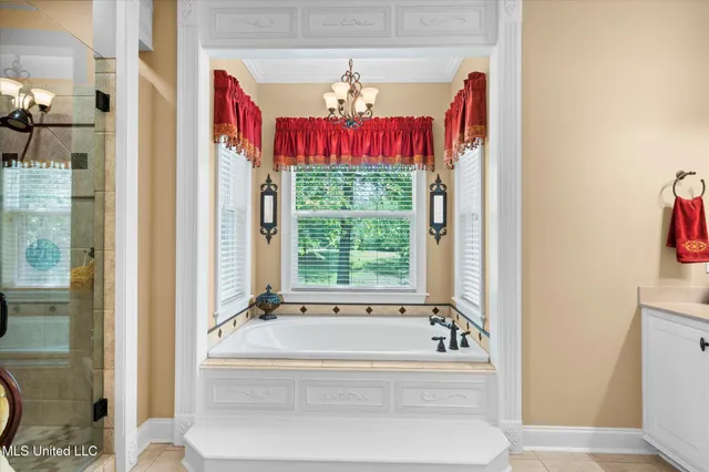 $495,000 | 10 Lakeview Circle, Purvis, MS 39475