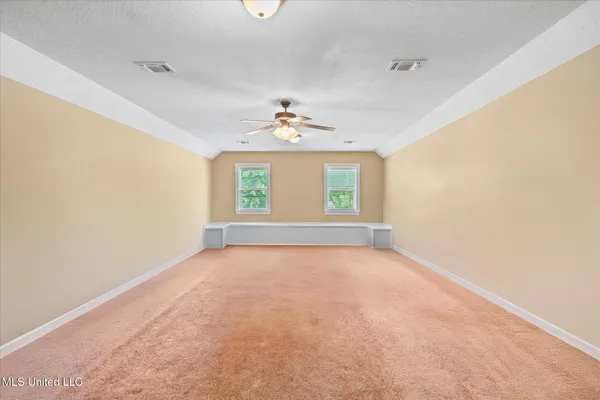 $495,000 | 10 Lakeview Drive, Purvis, MS 39475