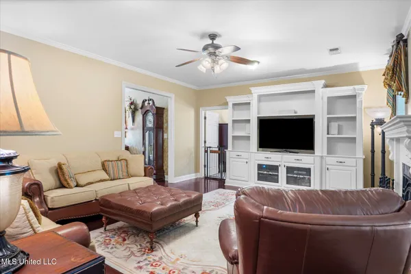 $495,000 | 10 Lakeview Drive, Purvis, MS 39475
