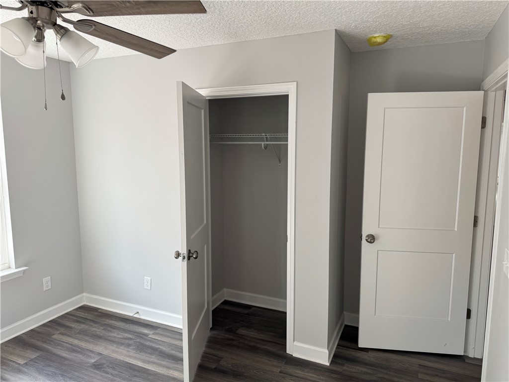 92 Ervin Street Nahunta, GA 31553 - Photo 21 of 22 BR closet