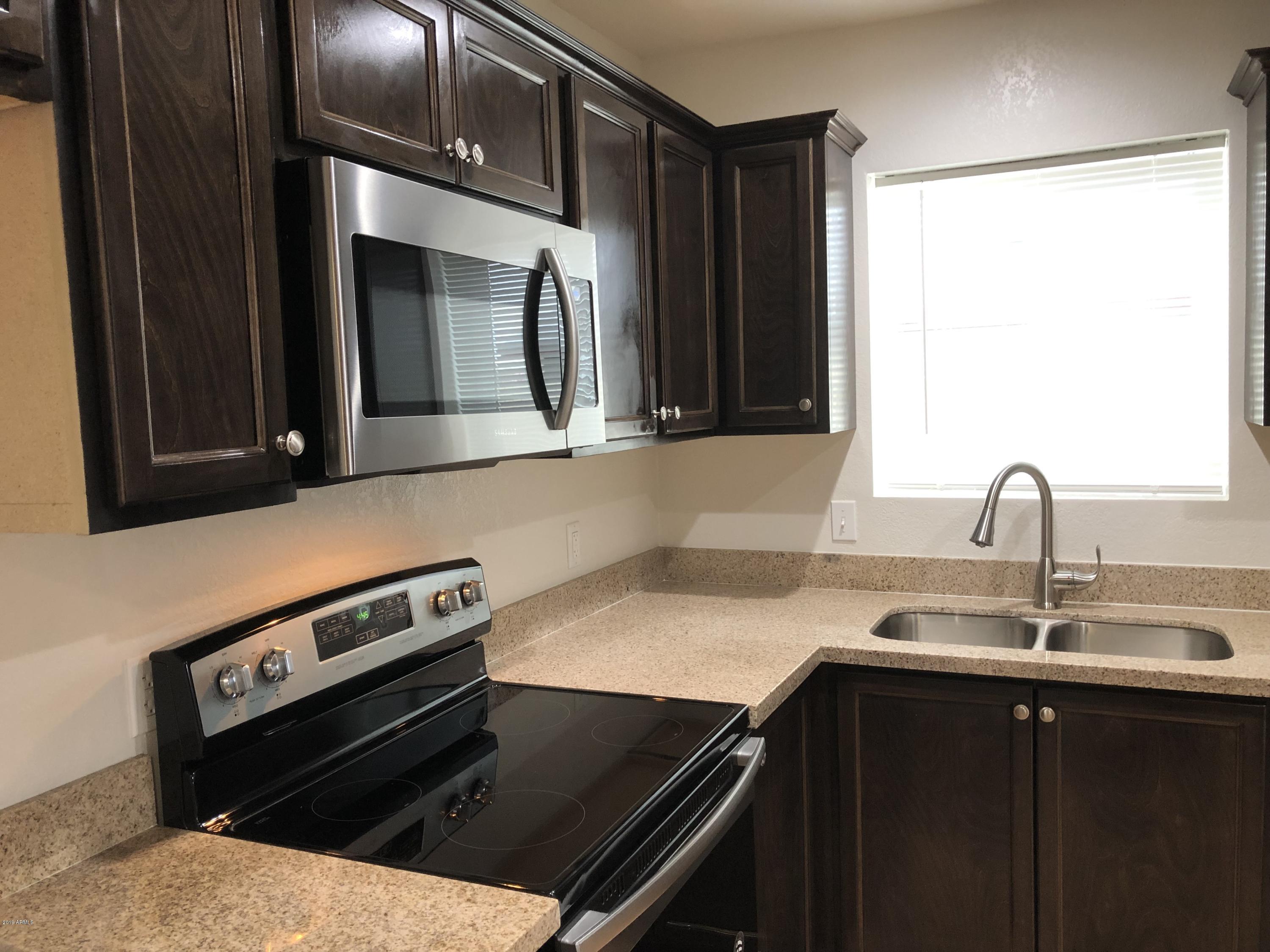 2810 East Chipman Road Phoenix, AZ 85040 - Photo 23 of 40 IMG_2283