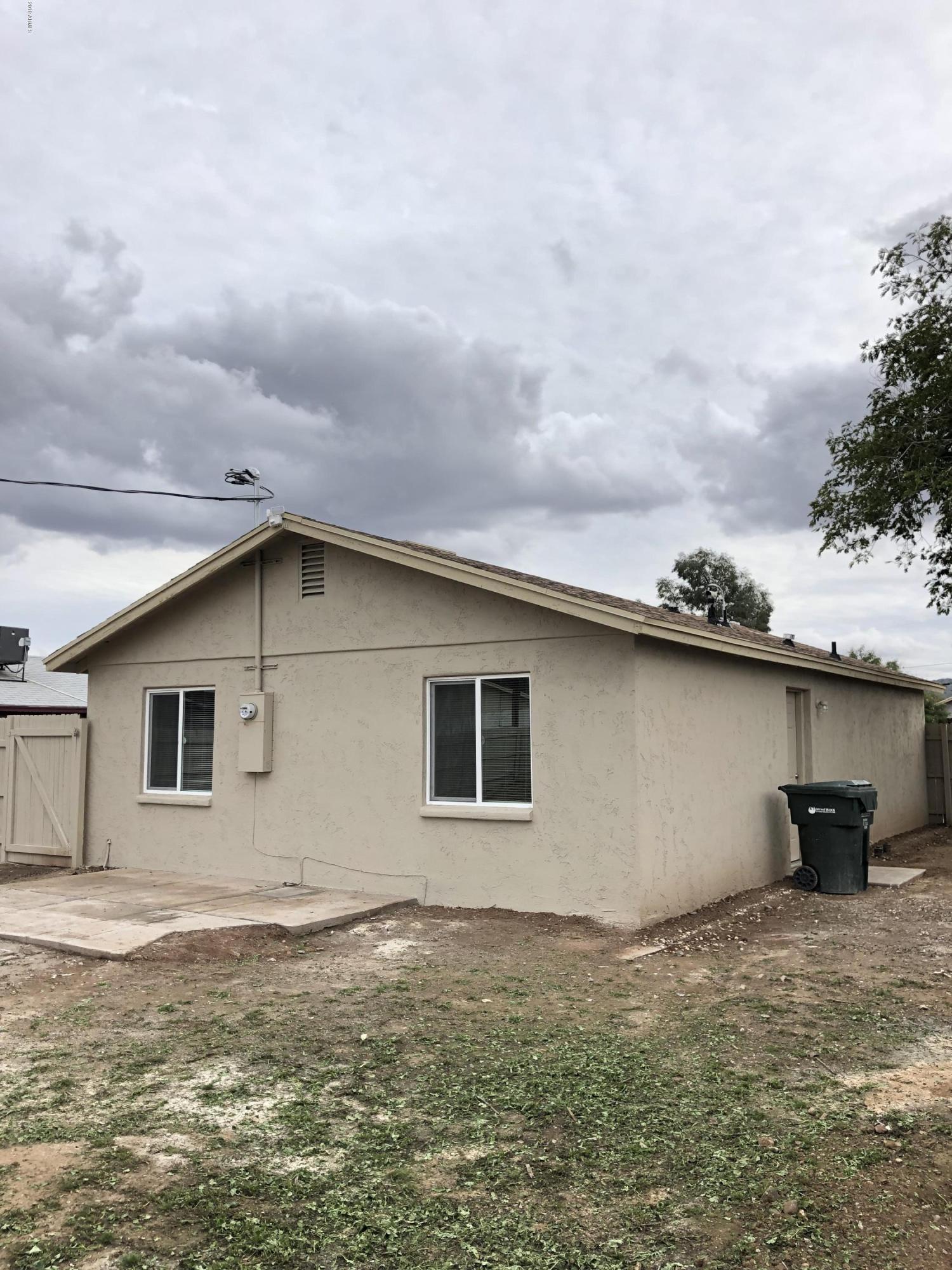 2810 East Chipman Road Phoenix, AZ 85040 - Photo 7 of 40 IMG_2209