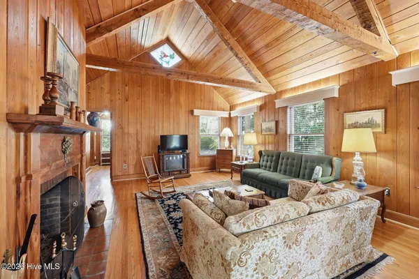 $525,000 | 535 East Morganton Road, Southern Pines, NC 28387