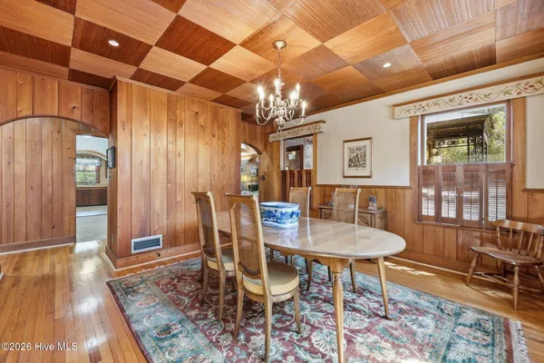 $525,000 | 535 East Morganton Road, Southern Pines, NC 28387