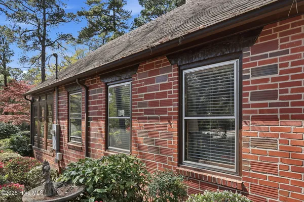$525,000 | 535 East Morganton Road, Southern Pines, NC 28387