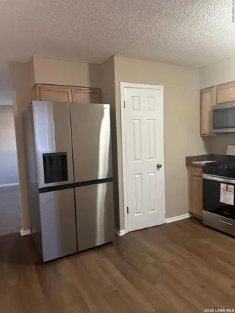 $1,450 | 2129 Pat Booker Road, Unit 11, Universal City, TX 78148