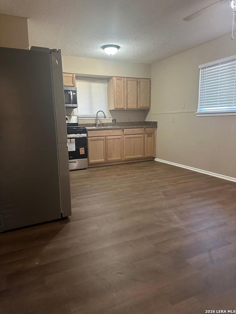 2129 Pat Booker Road, Unit 11 Universal City, TX 78148 - Photo 3 of 11