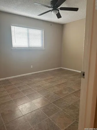 $1,450 | 2129 Pat Booker Road, Unit 11, Universal City, TX 78148