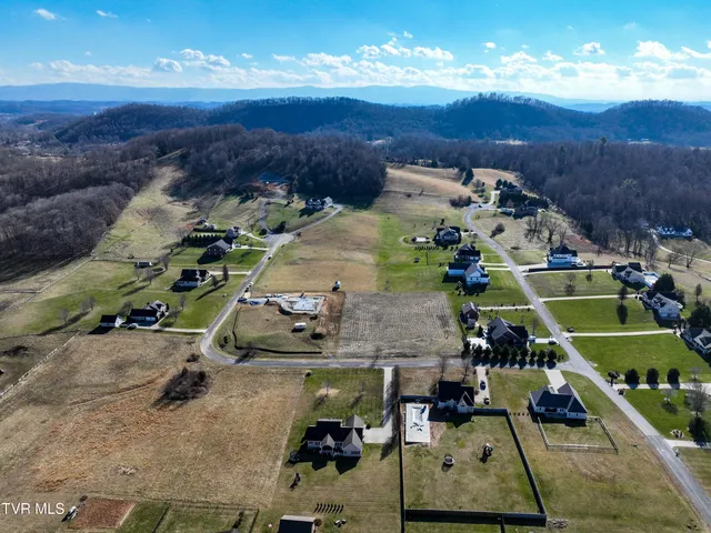 $79,900 | Tbd Snaffle Bit Lane, Unit 27, Bristol, VA 24202