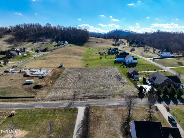 $79,900 | Tbd Snaffle Bit Lane, Unit 27, Bristol, VA 24202