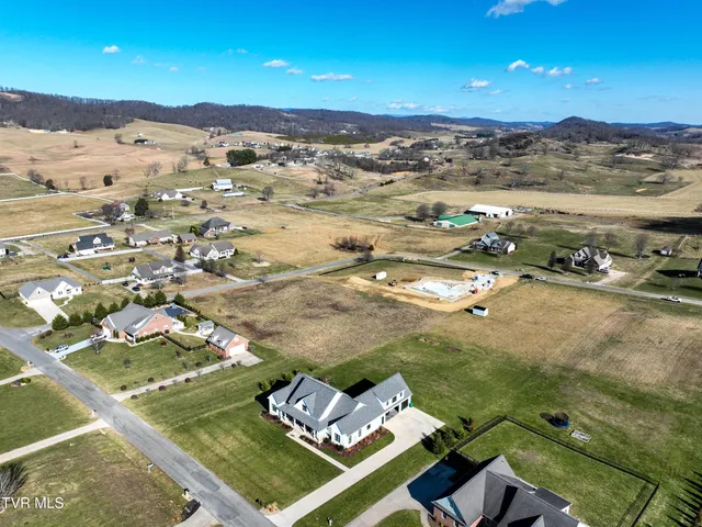 $79,900 | Tbd Snaffle Bit Lane, Unit 27, Bristol, VA 24202