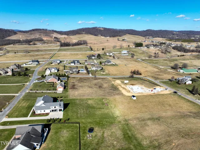 $79,900 | Tbd Snaffle Bit Lane, Unit 27, Bristol, VA 24202