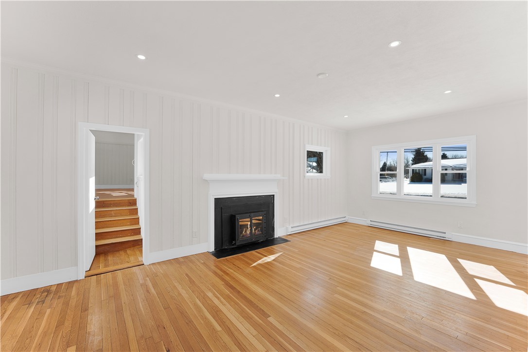 505 Scituate Avenue Cranston, RI 02921 - Photo 4 of 21