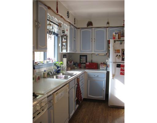 560 Ekastown Road Sarver, PA 16055 - Photo 3 of 9 Kitchen.
