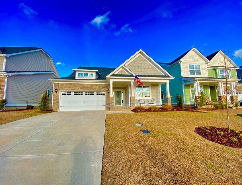 323 Landover Road Columbia, SC 29229 - Photo 1 of 17 Front