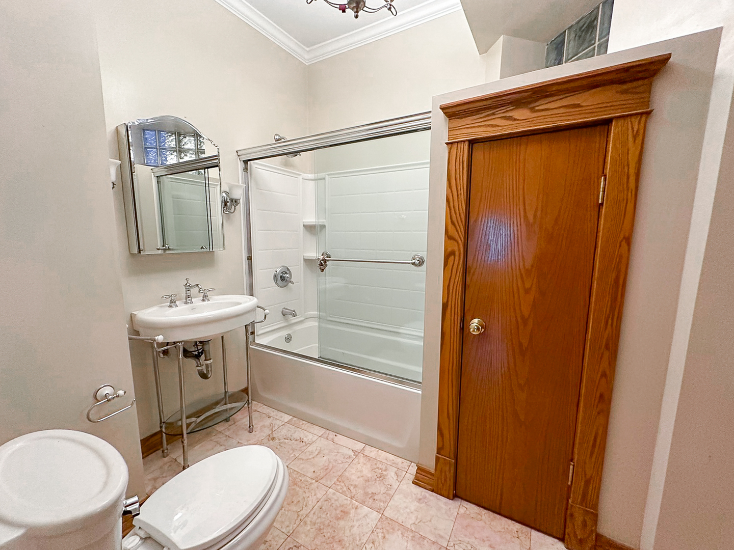 3129 West Logan Boulevard, Unit 2 Chicago, IL 60647 - Photo 10 of 13