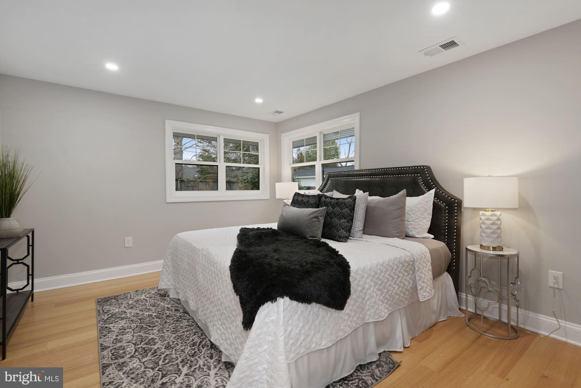 8007 Bainbridge Road Alexandria, VA 22308 - Photo 14 of 46 Owners Suite Fits a King Size Bed