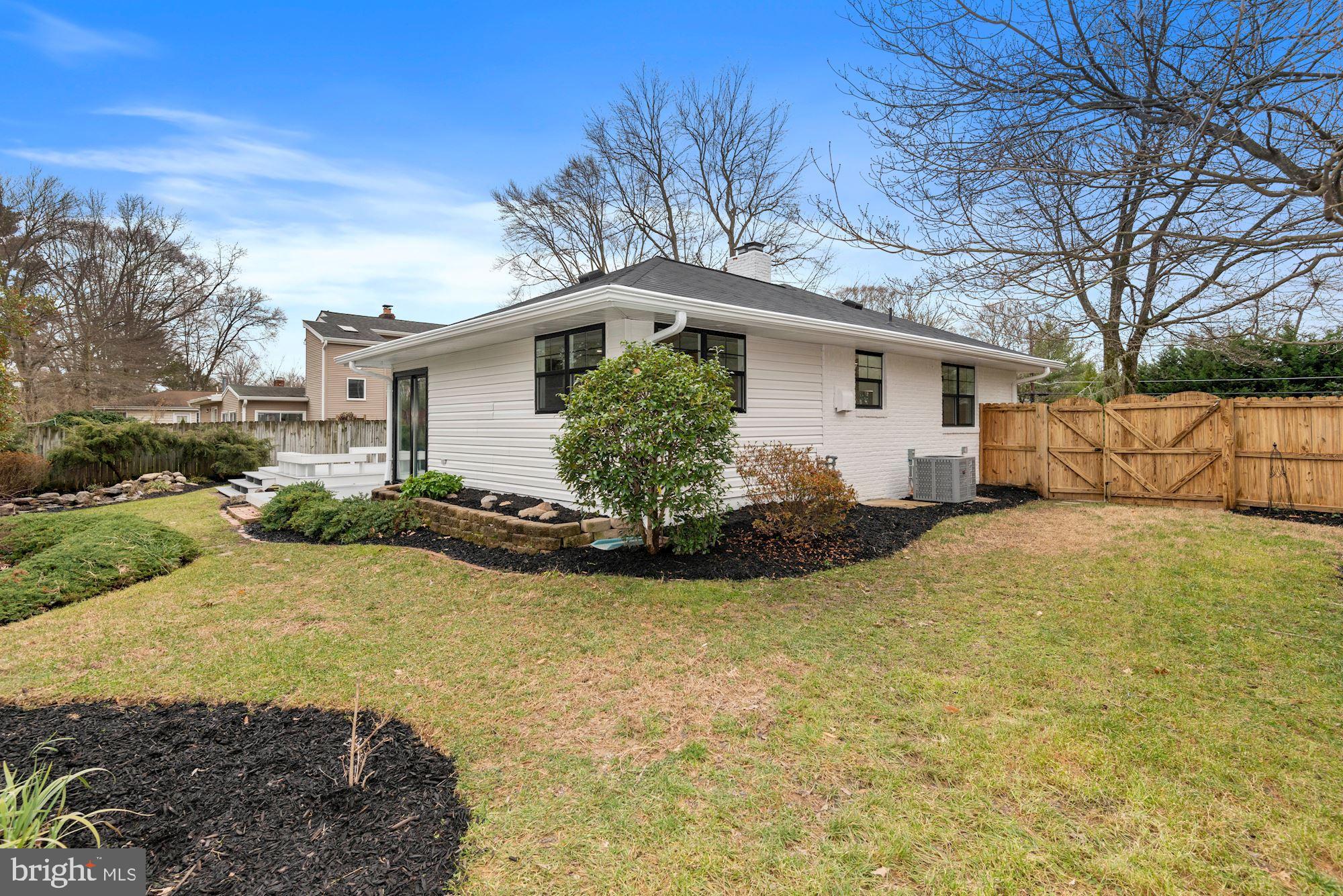 8007 Bainbridge Road Alexandria, VA 22308 - Photo 38 of 46 Private Fenced Yard