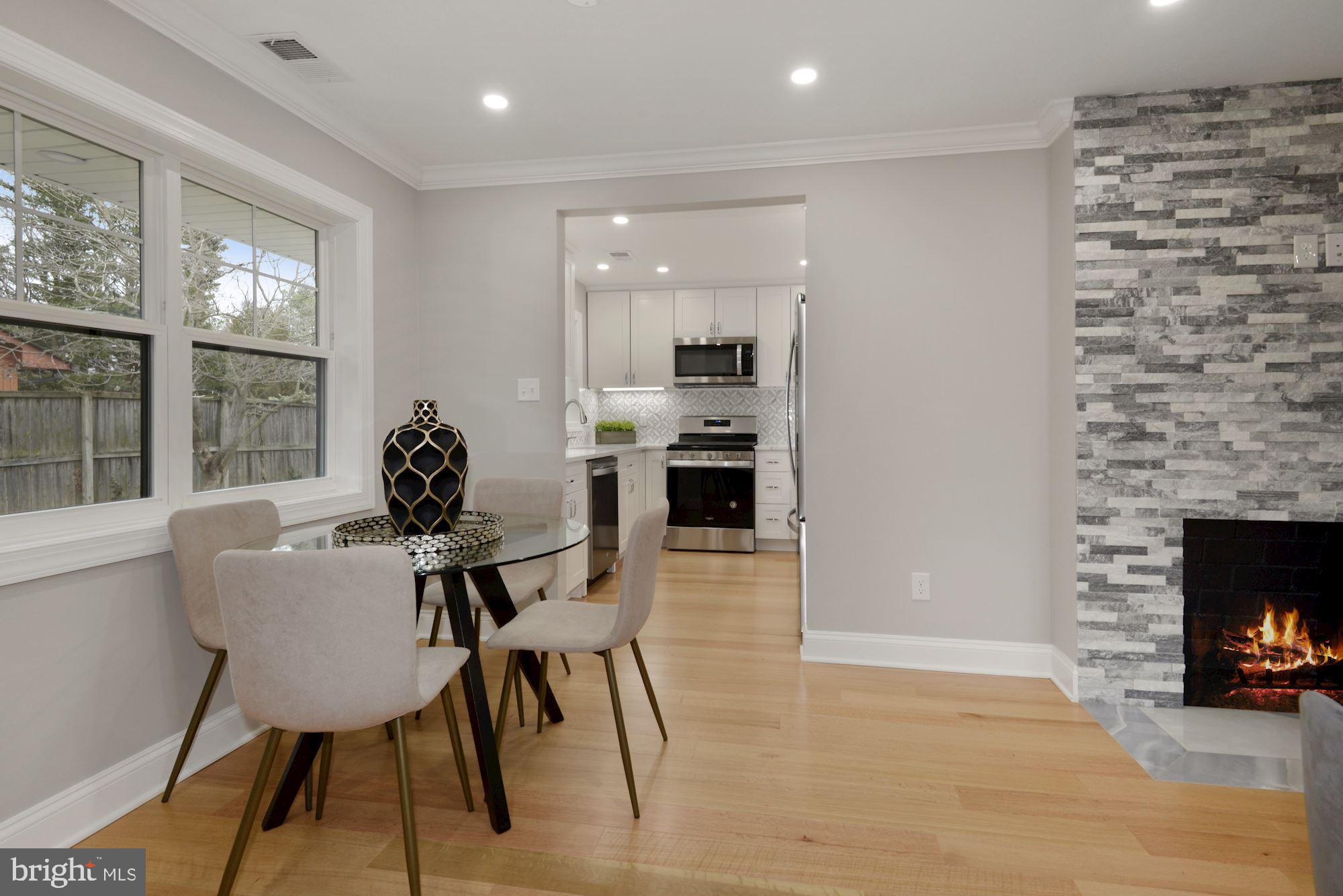 8007 Bainbridge Road Alexandria, VA 22308 - Photo 8 of 46 New Windows, Dining Area