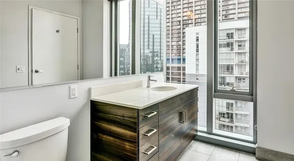 $6,384 | 100 Van Ness Avenue, Unit 1408, San Francisco, CA 94102