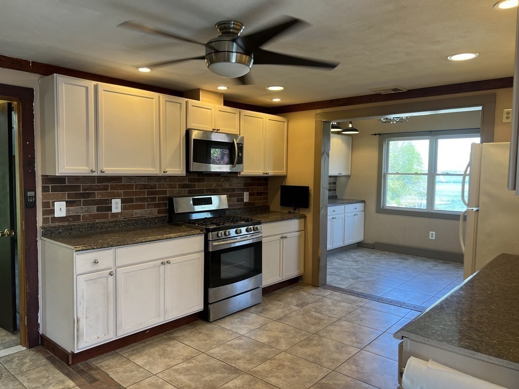 1355 Newhall Street Fall River, MA 02721 - Photo 14 of 15 Gallery Image 14