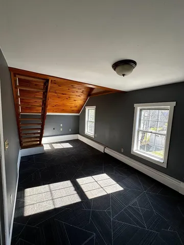 $2,400 | 51 Church Street, Lincoln, NH 03251