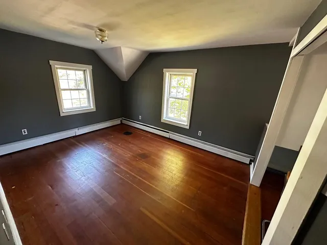 $2,400 | 51 Church Street, Lincoln, NH 03251