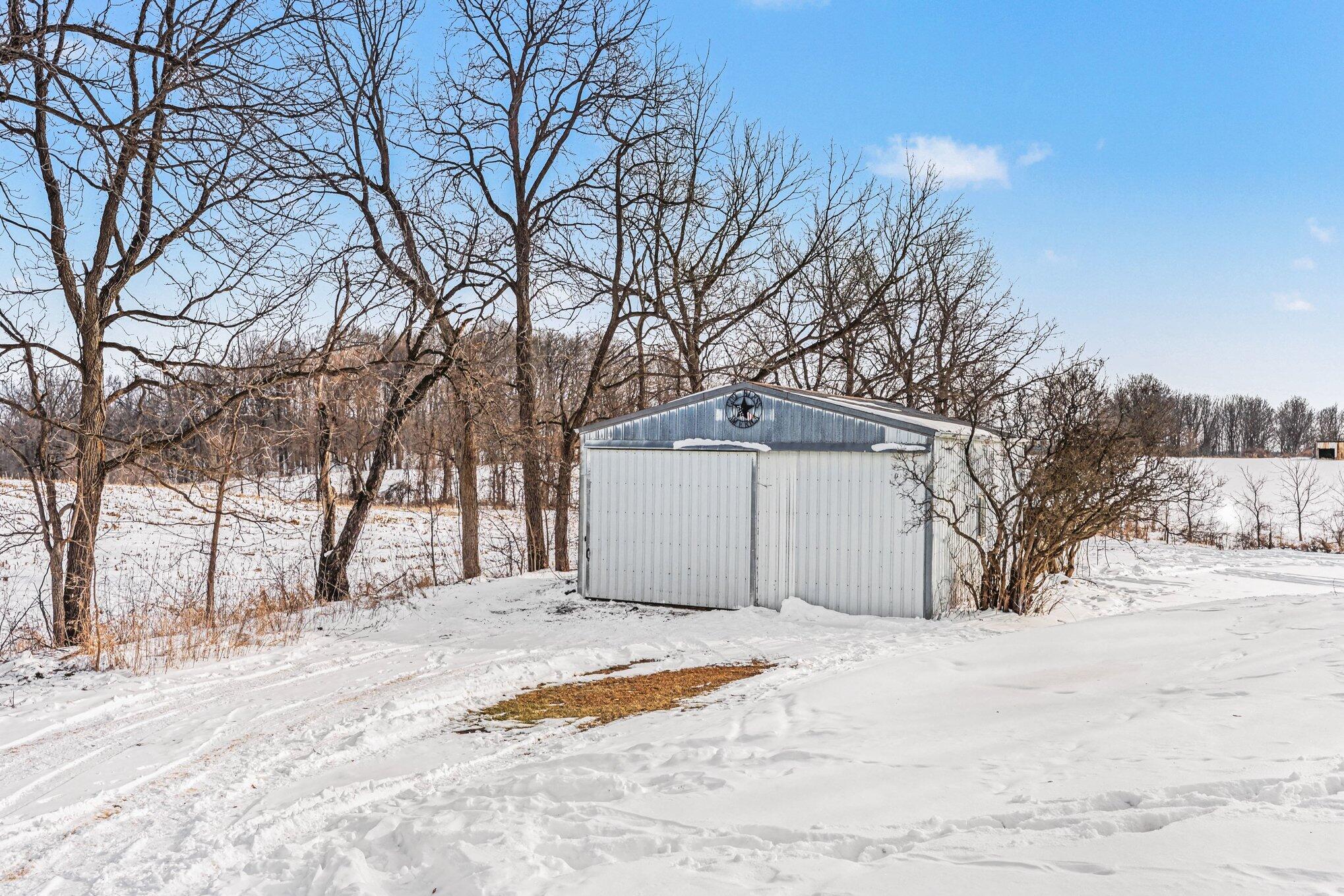 10070 Thornapple Lake Road Nashville, MI 49073 - Photo 21 of 27 005_file_8184