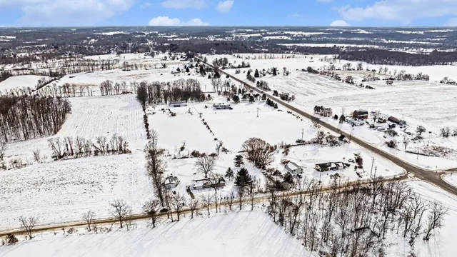 $309,900 | 10070 Thornapple Lake Road, Nashville, MI 49073