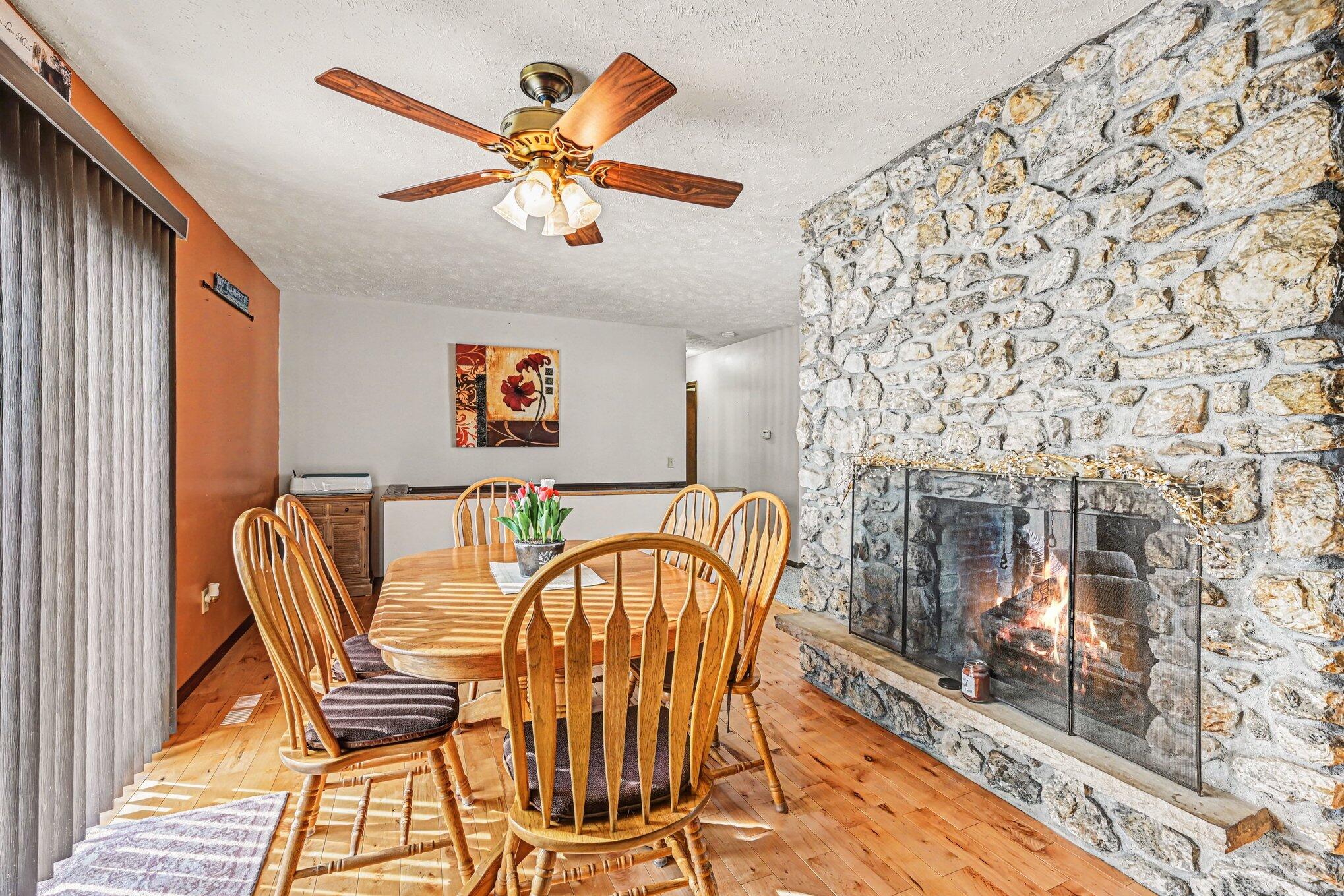 10070 Thornapple Lake Road Nashville, MI 49073 - Photo 4 of 27 008_file_7426