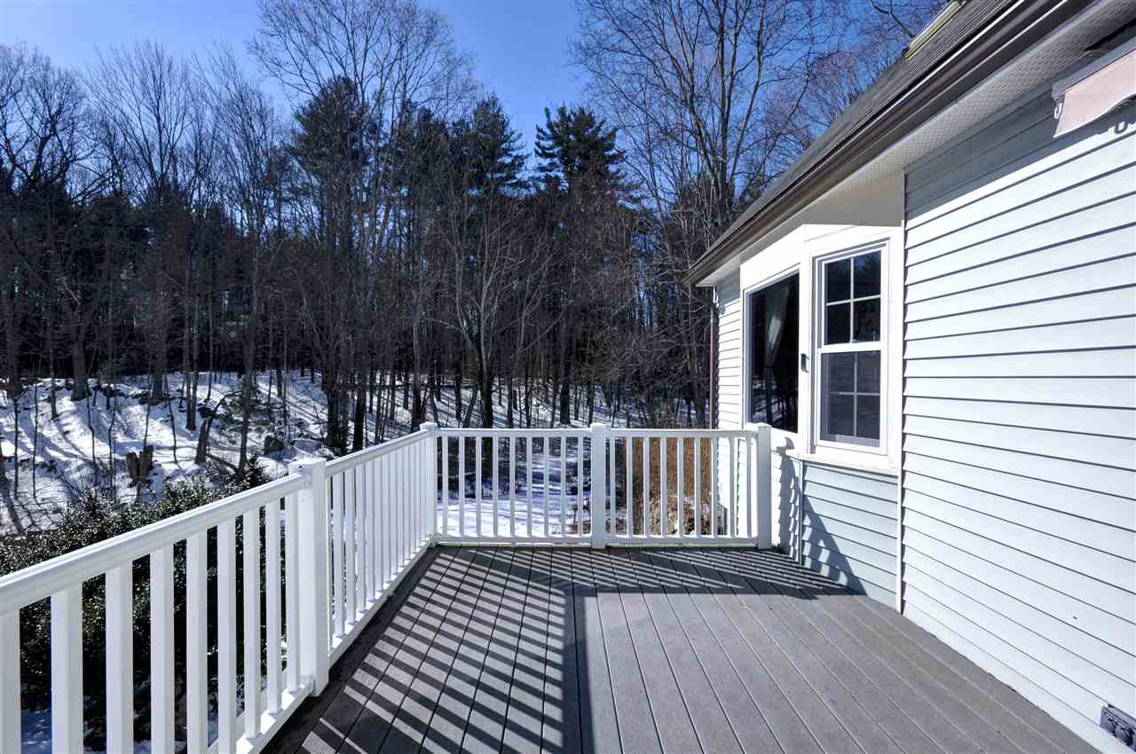 105 Island Pond Road Derry, NH 03038 - Photo 5 of 33