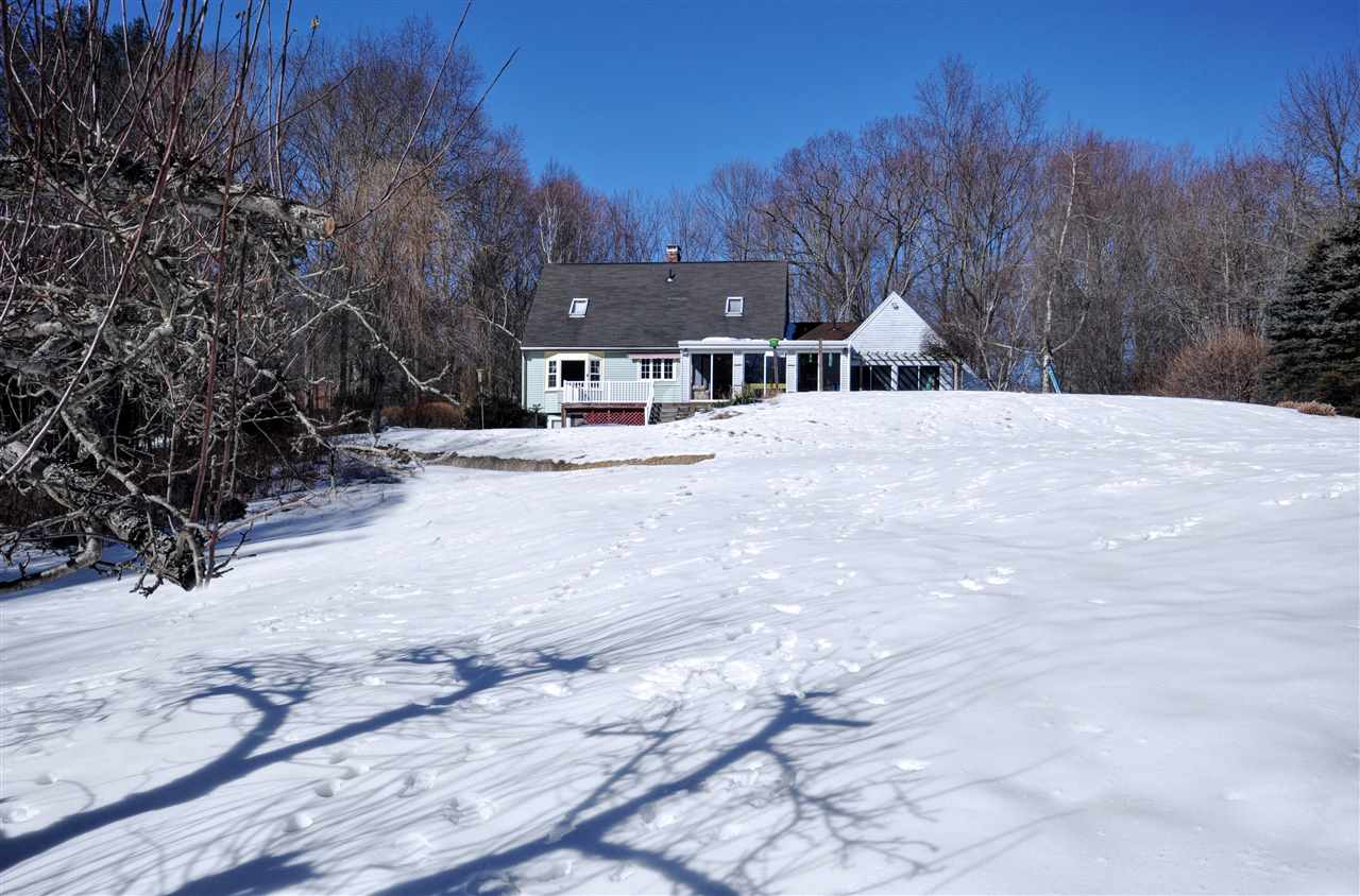 105 Island Pond Road Derry, NH 03038 - Photo 7 of 33