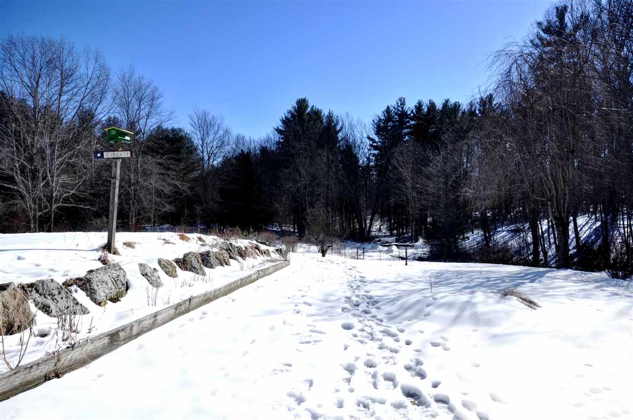 105 Island Pond Road Derry, NH 03038 - Photo 10 of 33