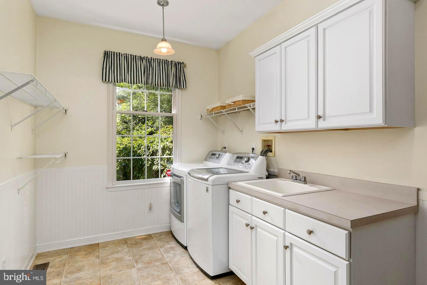 547 McKendimen Road Medford, NJ 08055 - Photo 28 of 32 Laundry Room