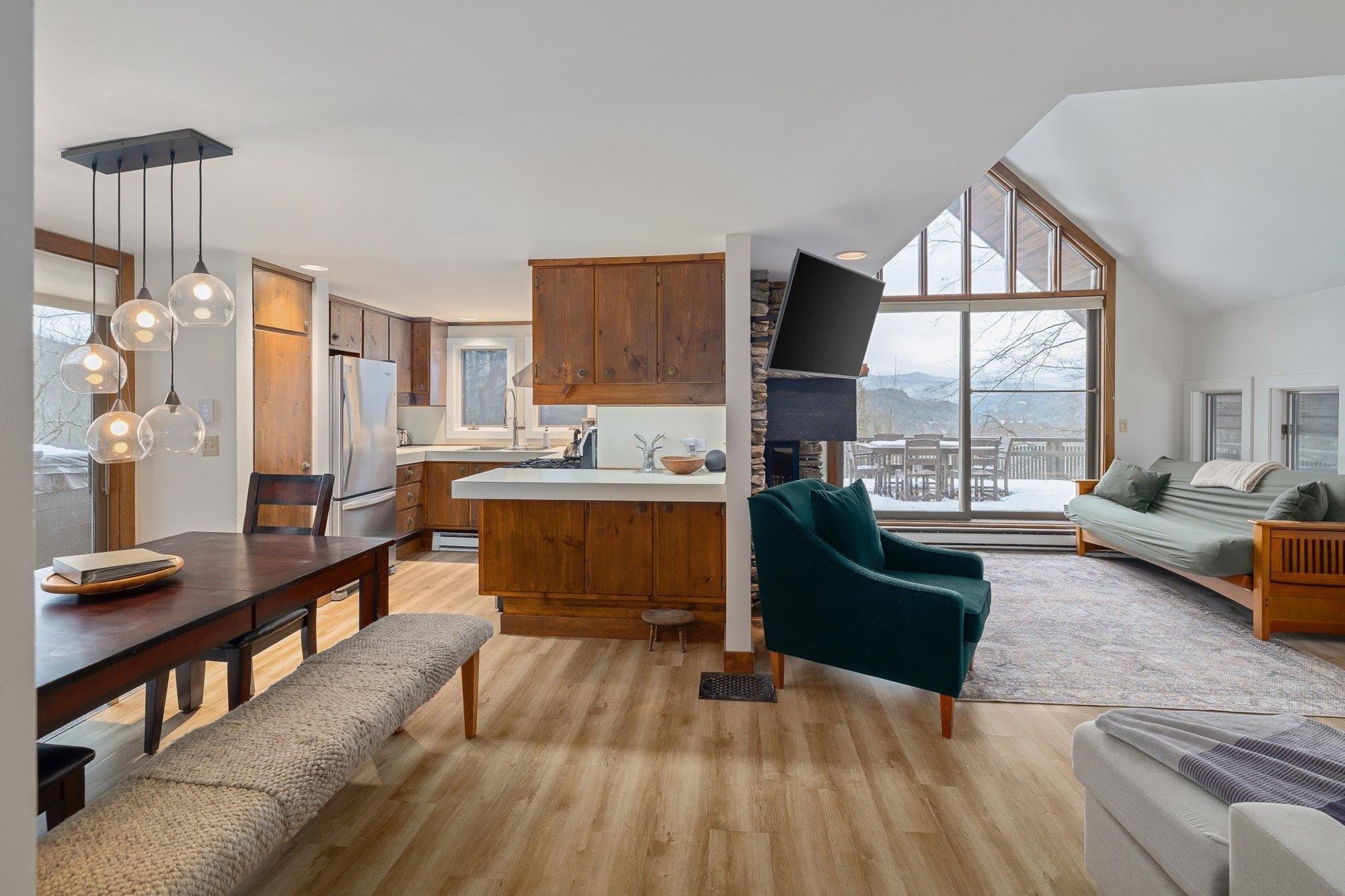 505 Cedarwood Road Stockbridge, VT 05772 - Photo 4 of 41