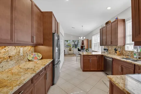 $595,000 | 10398 Gold Leaf Drive, Boynton Beach, FL 33437