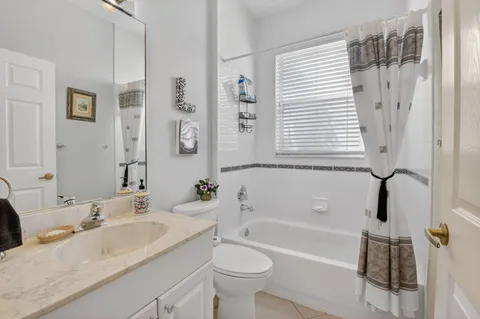 $595,000 | 10398 Gold Leaf Drive, Boynton Beach, FL 33437