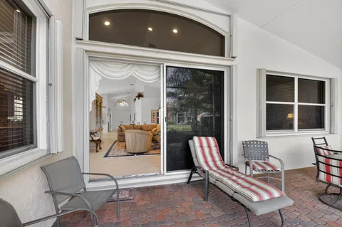 $595,000 | 10398 Gold Leaf Drive, Boynton Beach, FL 33437