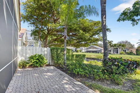$595,000 | 10398 Gold Leaf Drive, Boynton Beach, FL 33437