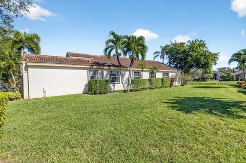 $595,000 | 10398 Gold Leaf Drive, Boynton Beach, FL 33437
