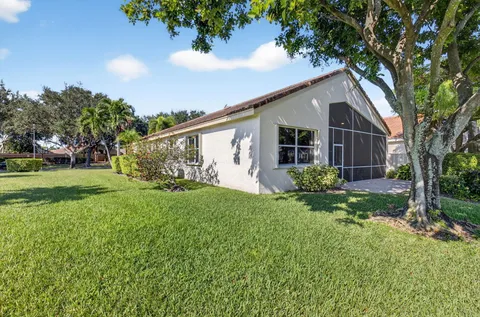 $595,000 | 10398 Gold Leaf Drive, Boynton Beach, FL 33437