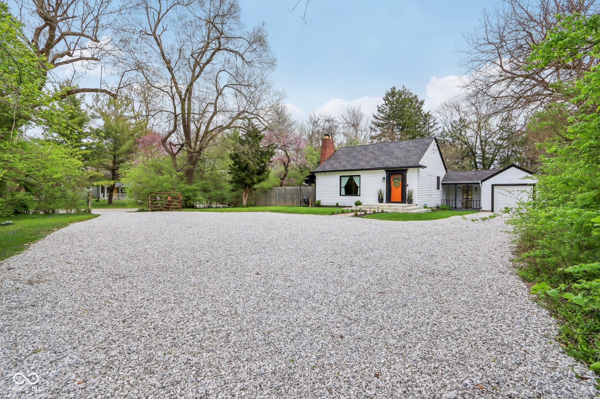 6481 Michigan Road Indianapolis, IN 46268 - Photo 5 of 41