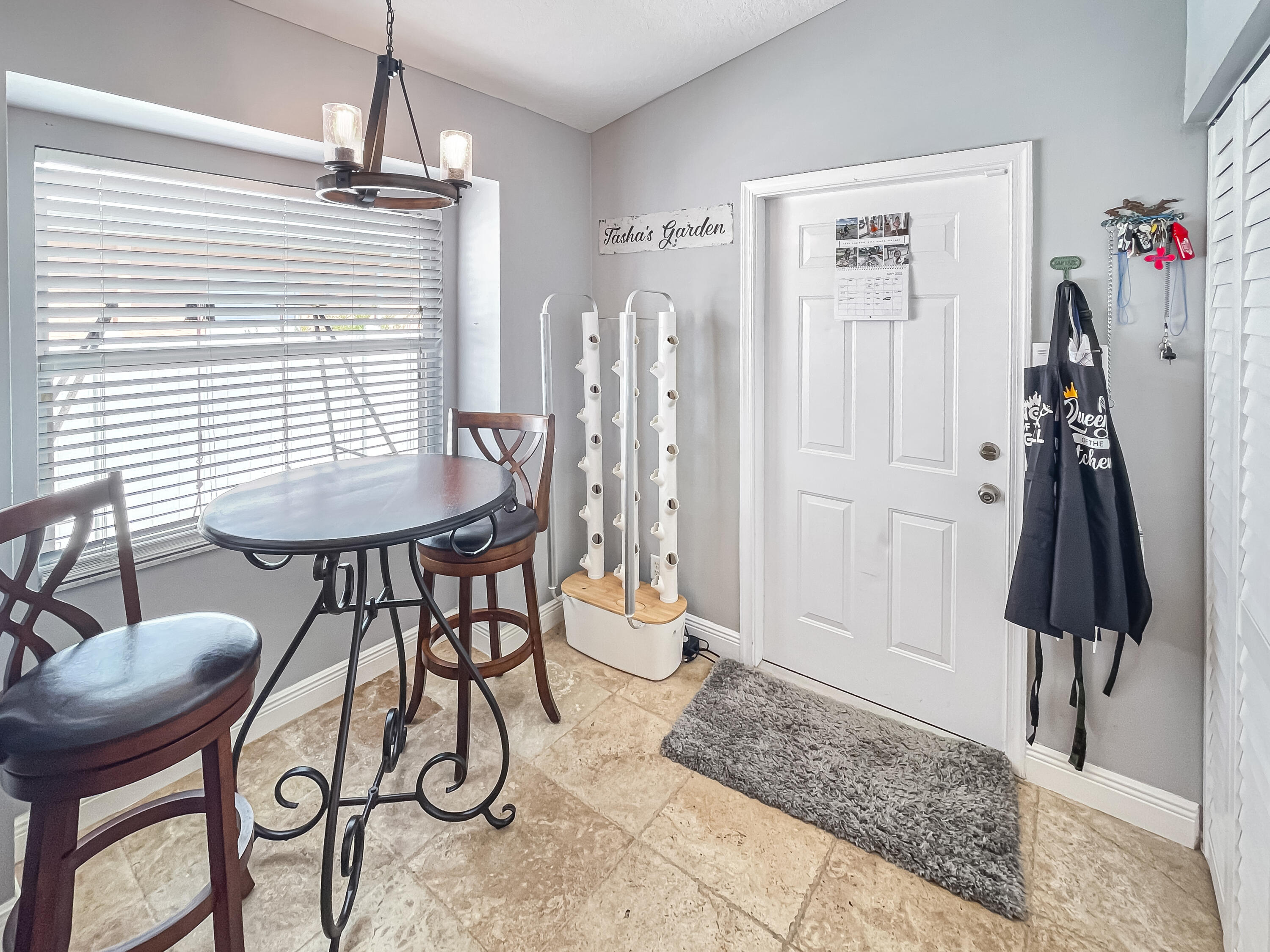2565 Southwest Riviera Road Stuart, FL 34997 - Photo 11 of 22 Eat-in kitchen area