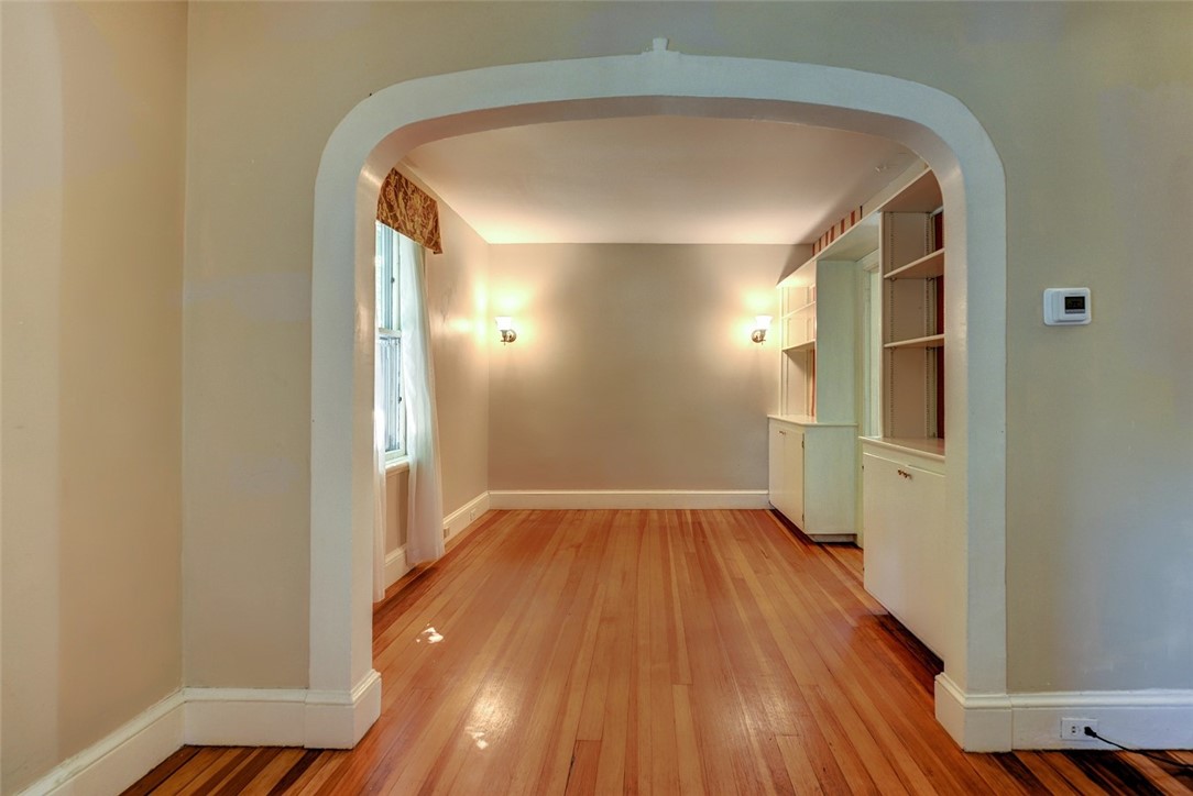 28 Creighton Street Providence, RI 02906 - Photo 13 of 48