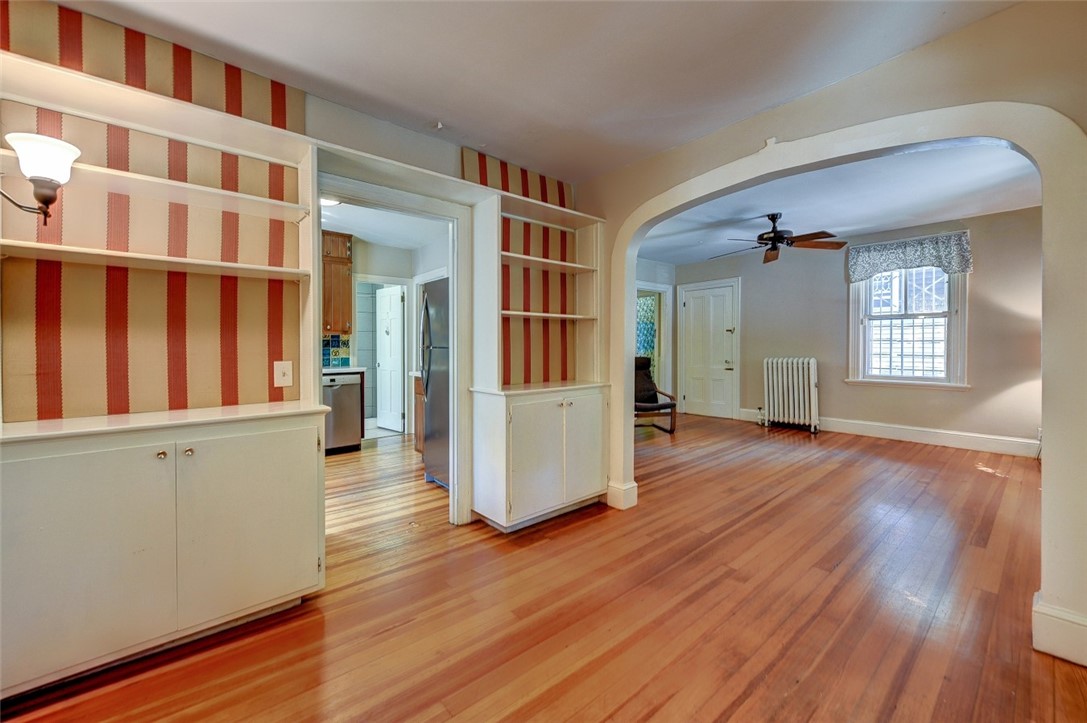 28 Creighton Street Providence, RI 02906 - Photo 15 of 48