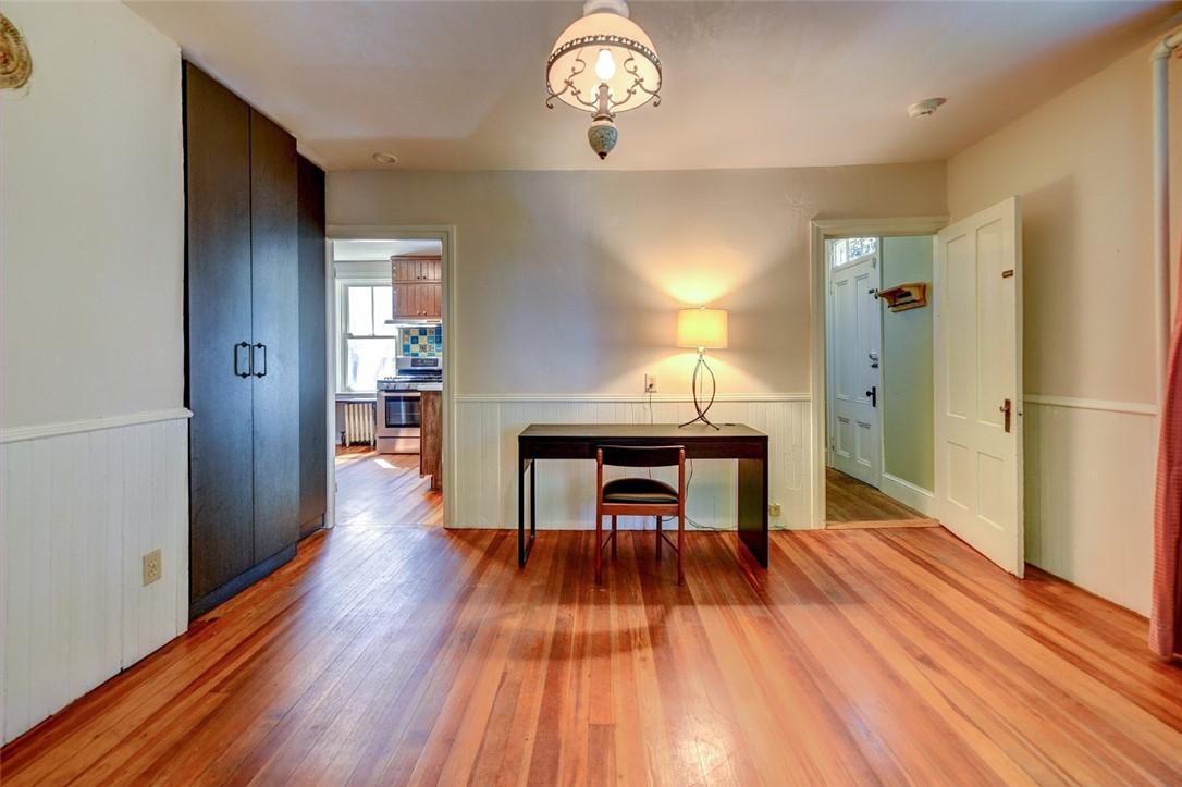 28 Creighton Street Providence, RI 02906 - Photo 22 of 48