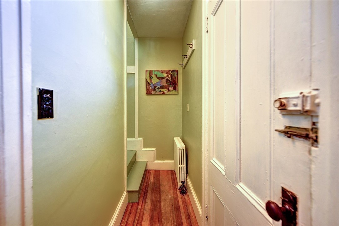 28 Creighton Street Providence, RI 02906 - Photo 24 of 48