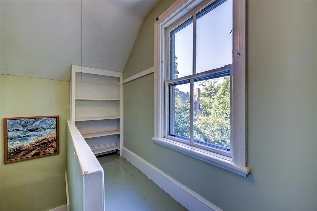 28 Creighton Street Providence, RI 02906 - Photo 26 of 48