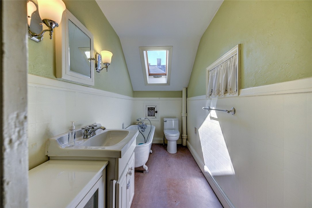28 Creighton Street Providence, RI 02906 - Photo 33 of 48