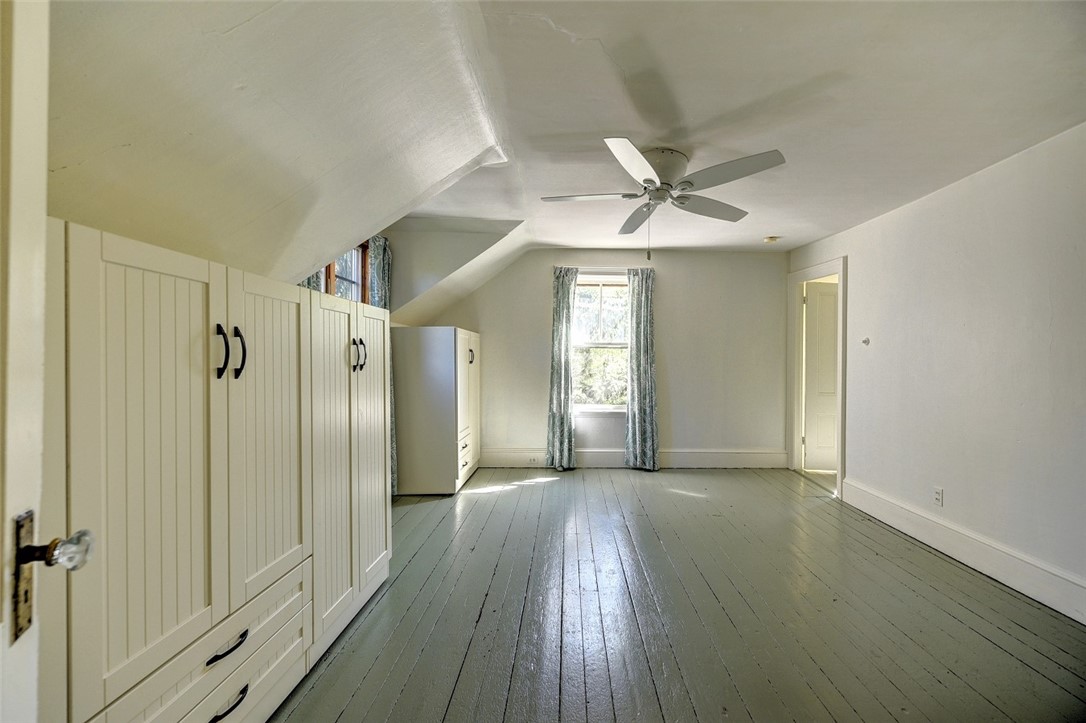28 Creighton Street Providence, RI 02906 - Photo 41 of 48
